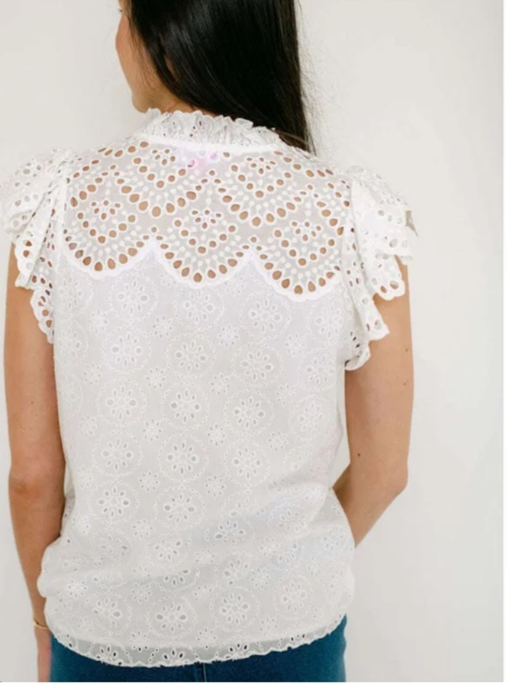 Boutique White Eyelet Blouse Top Sincerely Ours Medium NWT $105 100% Cotton - Picture 3 of 7
